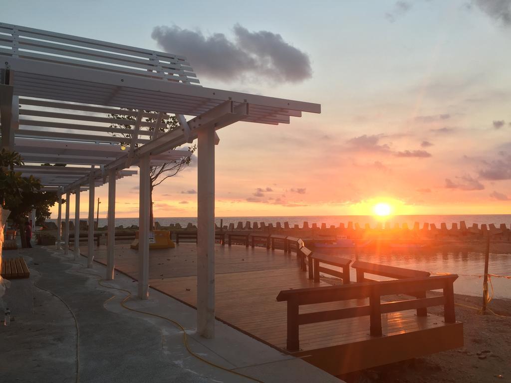 Blue Ocean Sunny Bs Apartment Checheng Luaran gambar